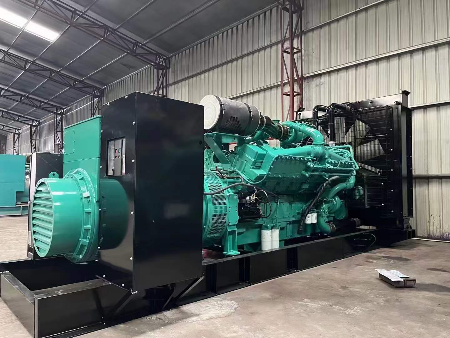 蓝田如何降低 800kW 柴油发电机输出电流的波动？