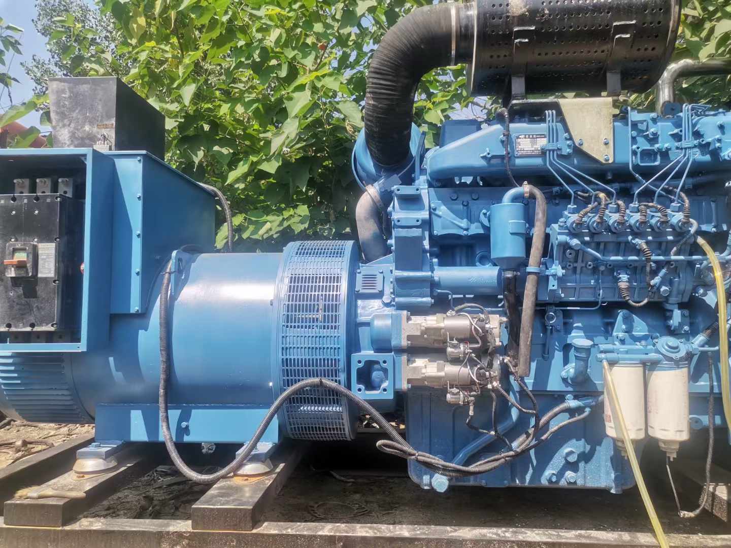蓝田详细说明降低 800kW 柴油发电机输出电流波动的方法